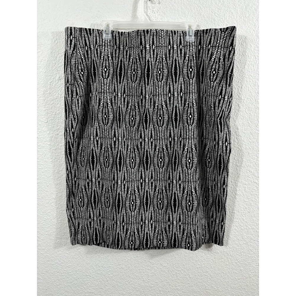 Lane Bryant Skirt Womens 28 Black White Pencil Back Zip Ponte Stretch Plus Size